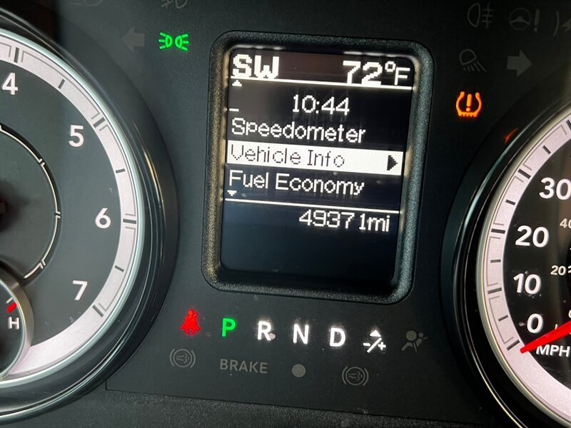 Used 2022 RAM 1500 Classic SLT AWD/4WD image 22