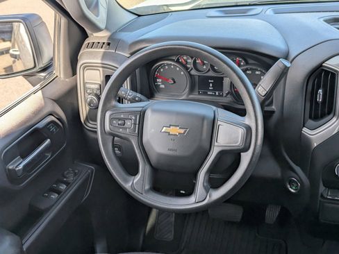 Used 2024 Chevrolet Silverado 1500 Custom image 15