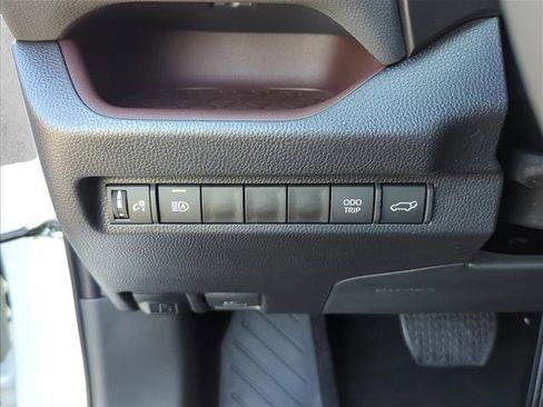 New 2025 Toyota RAV4 Limited image 15