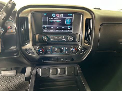 Used 2015 Chevrolet Silverado 1500 LT w/ LT Convenience Package AWD/4WD image 18