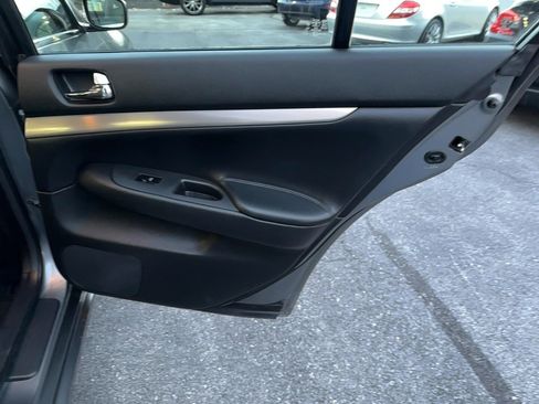 Used 2010 INFINITI G37 x Sedan w/ Premium Pkg image 24
