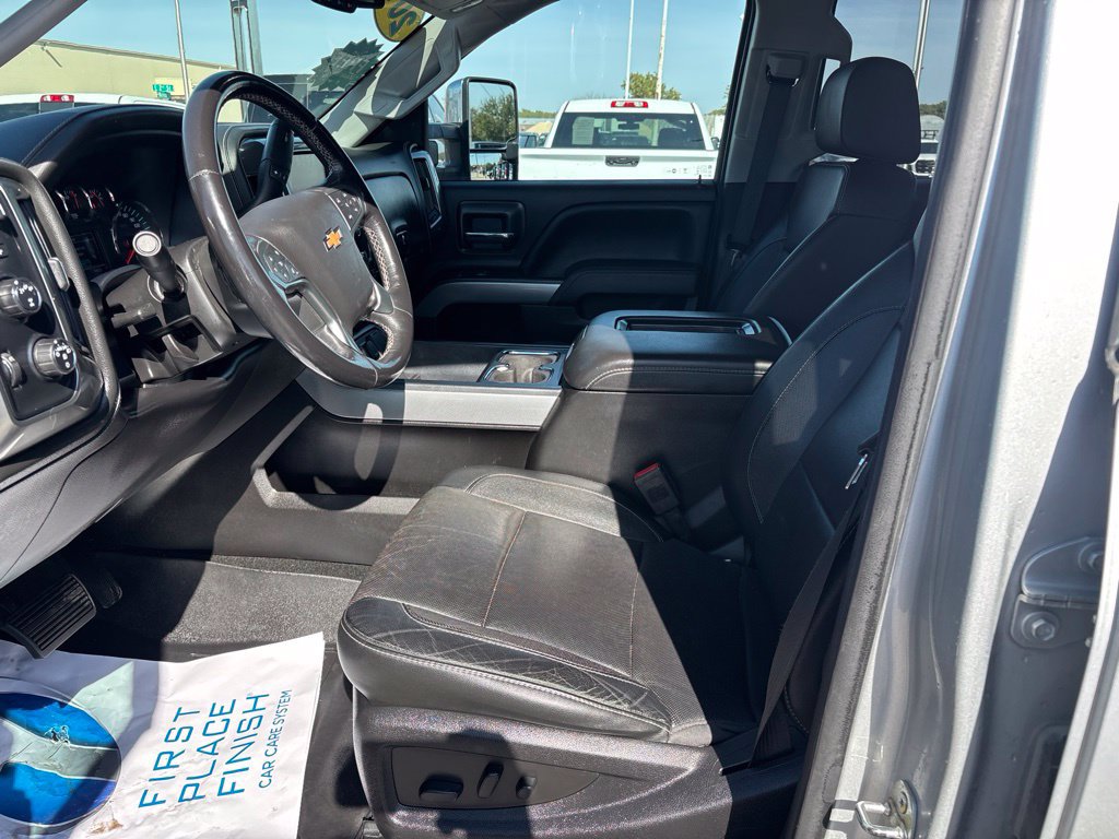 Used 2018 Chevrolet Silverado 2500 LTZ w/ Duramax Plus Package AWD/4WD image 17