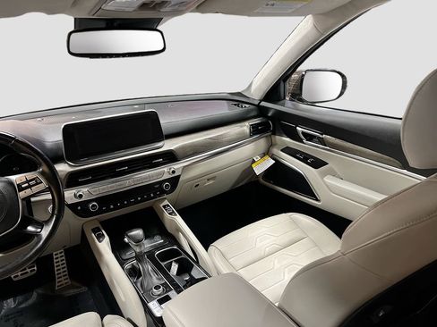 Used 2020 Kia Telluride SX w/ SX Prestige Package image 25
