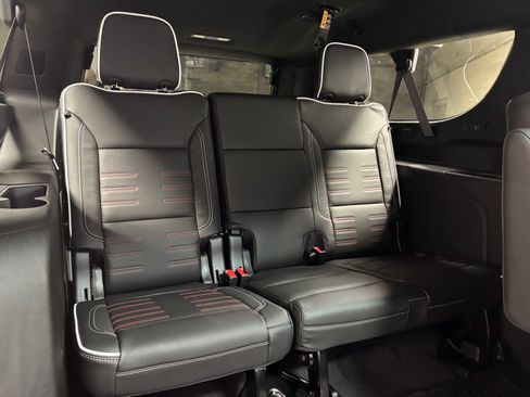 Used 2026 GMC Yukon XL AT4 Ultimate AWD/4WD image 39