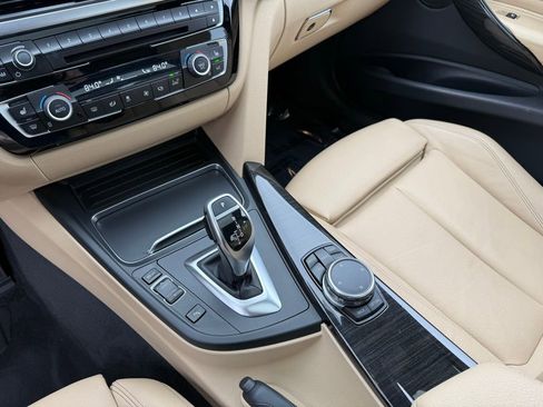 Used 2017 BMW 330i xDrive Sedan image 12