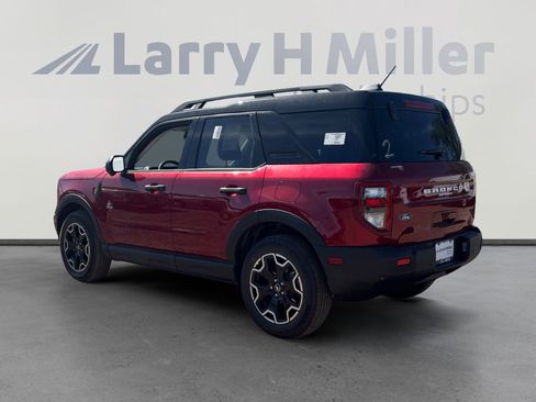 New 2026 Ford Bronco Sport Outer Banks image 3