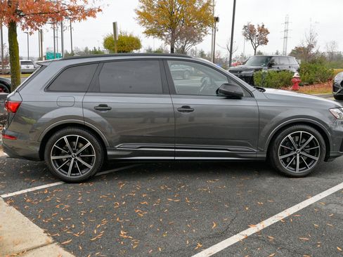 Used 2020 Audi SQ7 Prestige w/ Prestige Package image 4