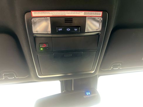 Used 2022 Toyota Tacoma TRD Sport w/ Technology Package image 22