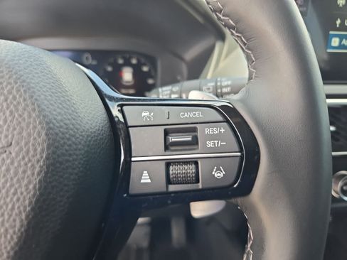 Used 2025 Acura ADX FWD image 25