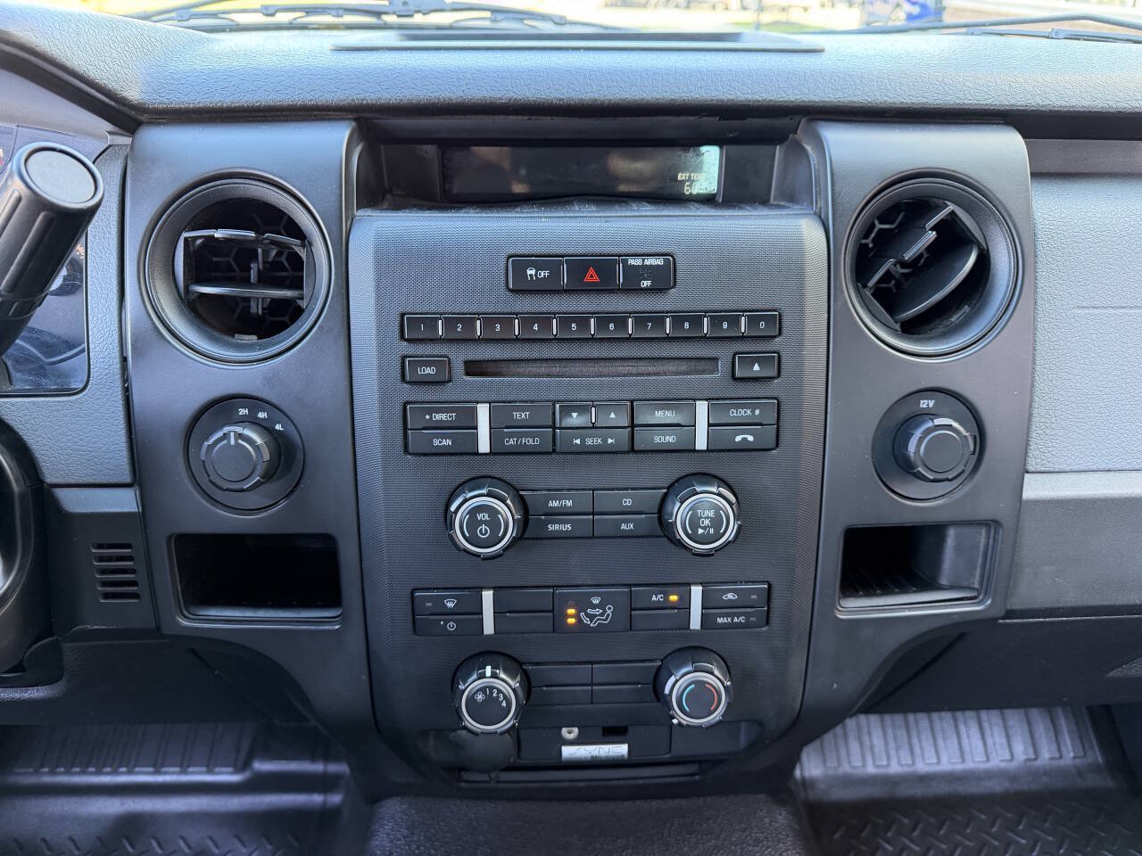 Used 2014 Ford F150 XL w/ Equipment Group 101A Mid AWD/4WD image 23
