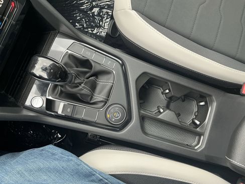 New 2026 Volkswagen Taos SE AWD/4WD image 22