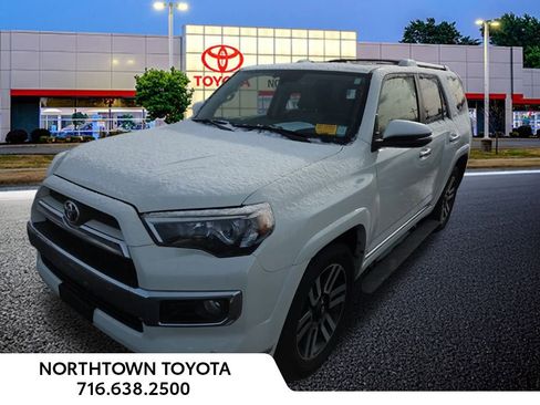 Used 2016 Toyota 4Runner Limited image 12