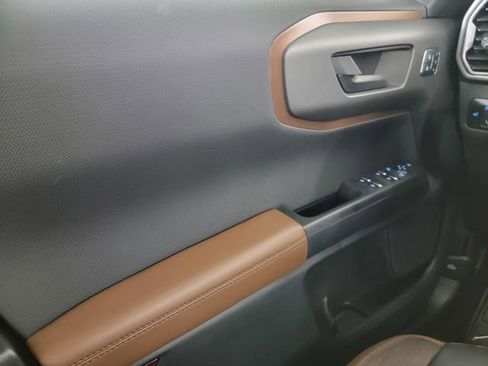 Certified 2025 Ford Bronco Sport Outer Banks w/ Outer Banks Tech Package+ AWD/4WD image 30