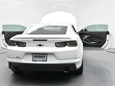Used 2020 Chevrolet Camaro LT w/ RS Package image 33