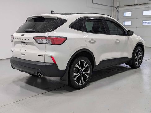 Certified 2021 Ford Escape SEL w/ SEL Stealth AWD Package image 8