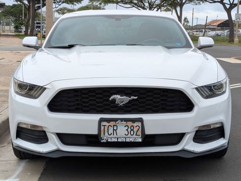 Used 2017 Ford Mustang Coupe image 7