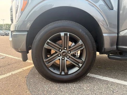 Used 2022 Ford F150 XLT w/ Equipment Group 302A High AWD/4WD image 40