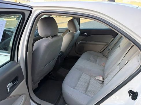 Used 2012 Ford Fusion SE FWD image 5