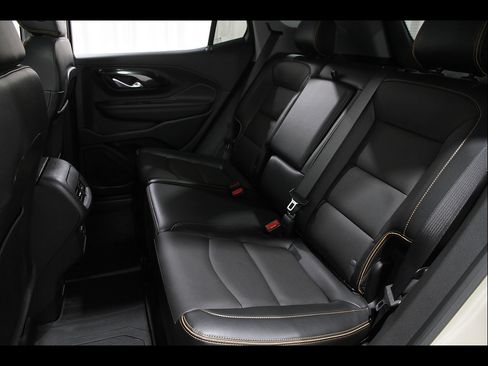 Certified 2023 GMC Terrain AT4 w/ Infotainment Package II AWD/4WD image 20