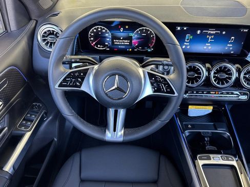 New 2025 Mercedes-Benz GLB 250 image 25