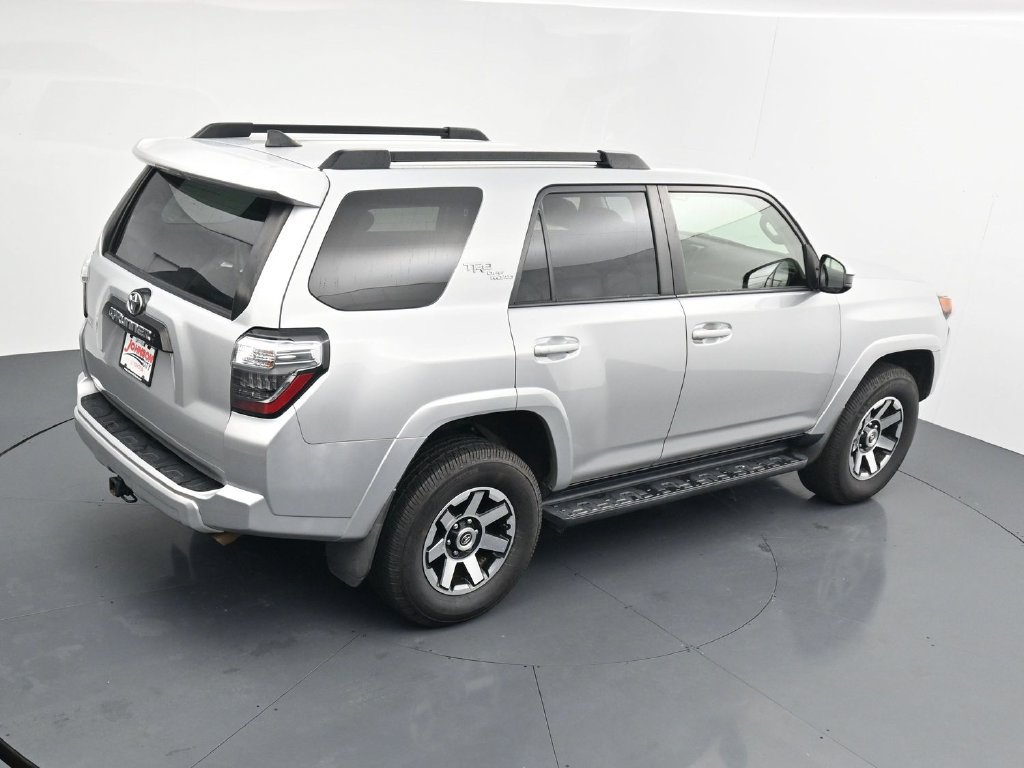 Used 2021 Toyota 4Runner TRD Off-Road AWD/4WD image 30
