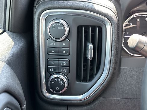 Used 2022 GMC Sierra 1500 Elevation w/ X31 Off-Road Package image 27