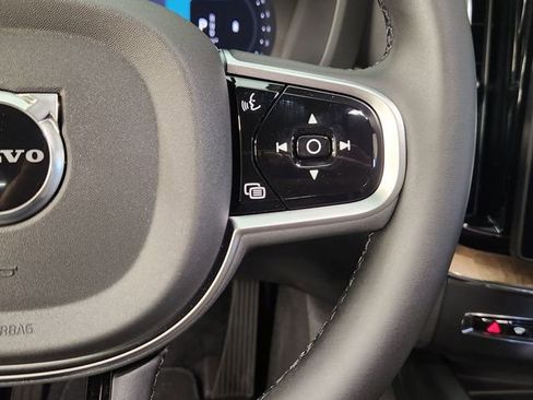New 2026 Volvo XC60 B5 Plus w/ Protection Package Premier image 28