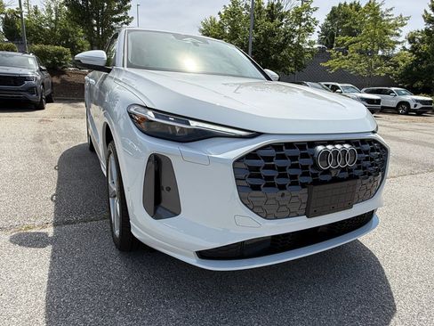 New 2026 Audi Q5 Premium AWD/4WD image 24