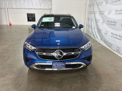 New 2026 Mercedes-Benz GLC 350e 4MATIC image 2