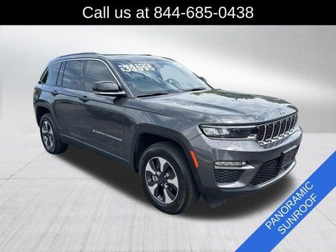 Certified 2024 Jeep Grand Cherokee Limited 4xe w/ Trailer Tow Package AWD/4WD image 3