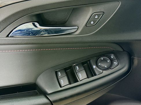 Used 2021 Chevrolet TrailBlazer RS w/ Technology Package image 20