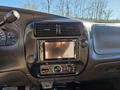 Used 2002 Ford Ranger XL image 11