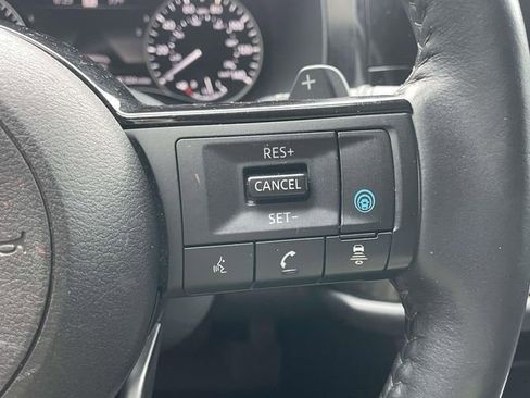 Used 2022 Nissan Pathfinder SL w/ SL Premium Package FWD image 25