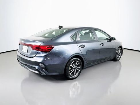 Used 2024 Kia Forte LXS image 8
