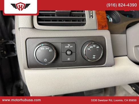 Used 2010 Chevrolet Tahoe LTZ image 39