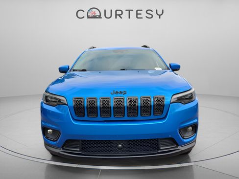 Used 2020 Jeep Cherokee Latitude Plus image 8