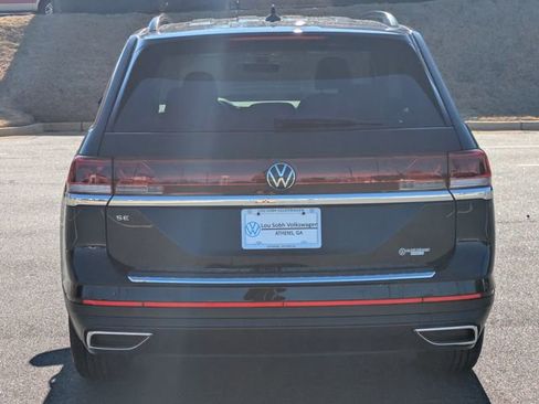 New 2026 Volkswagen Atlas SE FWD image 5