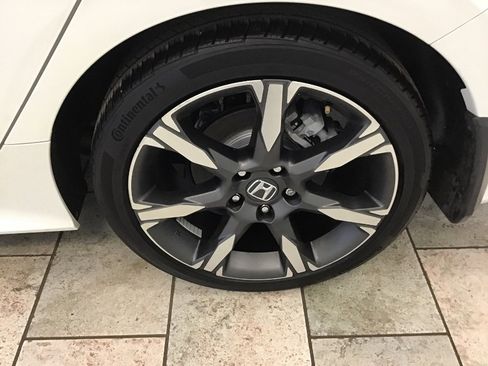 Used 2025 Honda Civic Sport Touring image 34