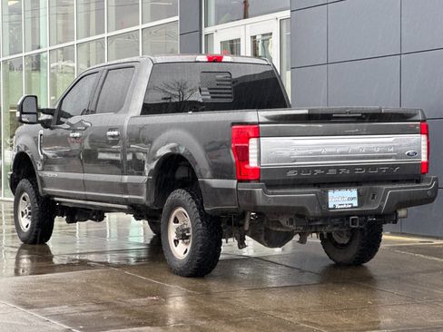 Used 2017 Ford F350 Platinum w/ Platinum Ultimate Package image 5