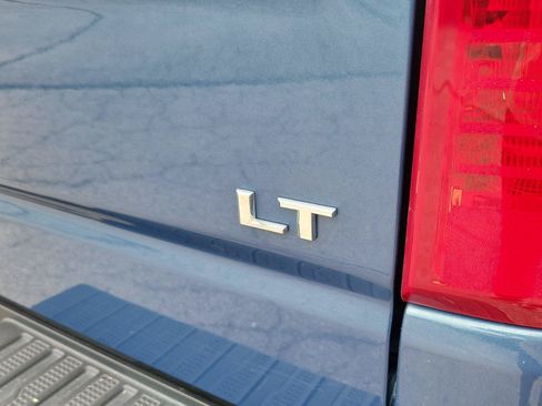 Used 2024 Chevrolet Silverado 1500 LT AWD/4WD image 8