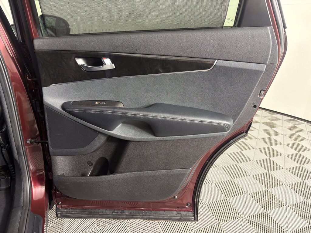 Used 2018 Kia Sorento EX AWD/4WD image 44