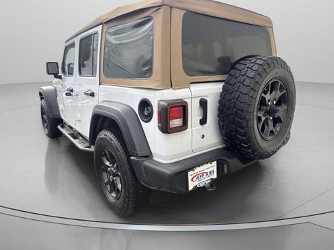 Used 2019 Jeep Wrangler Unlimited Sport S image 7
