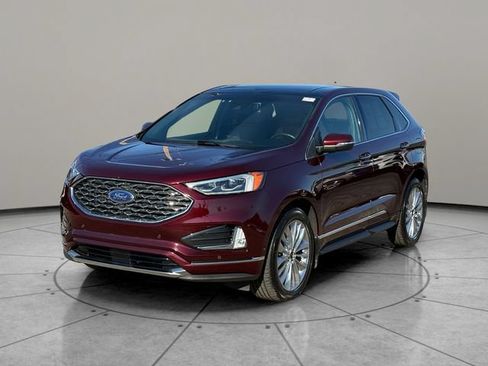 Certified 2020 Ford Edge Titanium w/ Equipment Group 301A AWD/4WD image 3