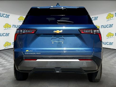 Used 2026 Chevrolet Equinox LT image 5