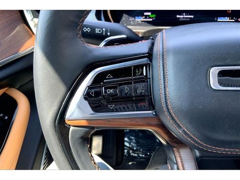 Used 2023 Jeep Grand Cherokee Summit w/ High Altitude Package AWD/4WD image 20