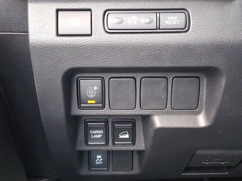 Used 2022 Nissan Frontier SV w/ Technology Package image 22