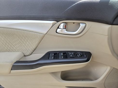 Used 2015 Honda Civic EX image 16