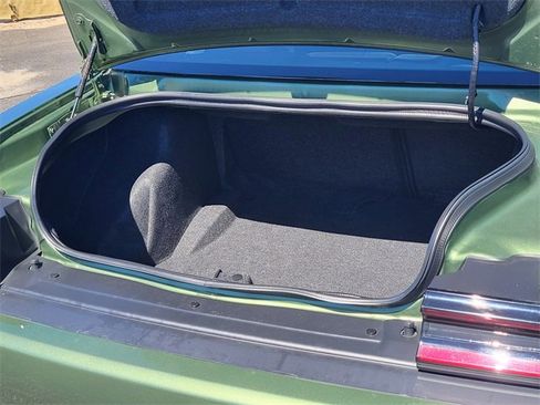 Used 2022 Dodge Challenger R/T Scat Pack w/ T/A Package image 24