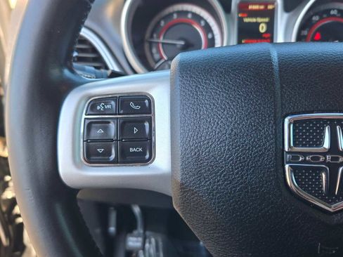 Used 2020 Dodge Journey SE w/ SE Popular Equipment Group image 27