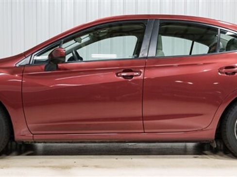 Used 2019 Subaru Impreza 2.0i Premium AWD/4WD image 2